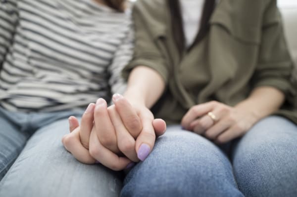 couple holding hands