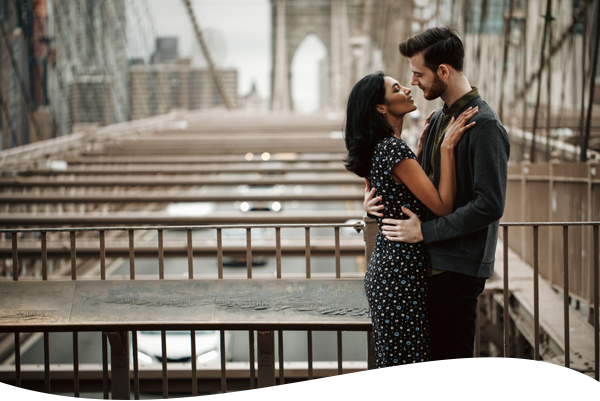 couple-on-bridge